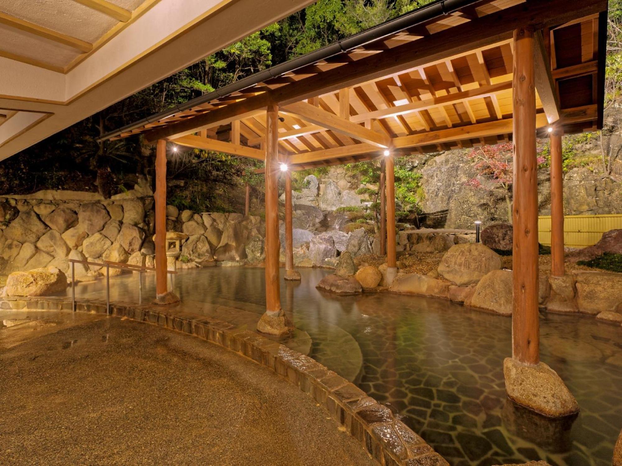 Ooedo Onsen Monogatari Premium Shirahama Saichoraku Ξενοδοχείο Εξωτερικό φωτογραφία